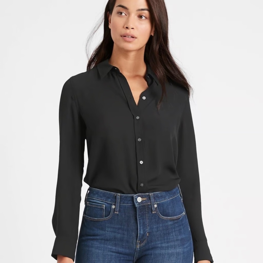 Banana Republic Classic Fit Dillon Blouse, Black, Size medium